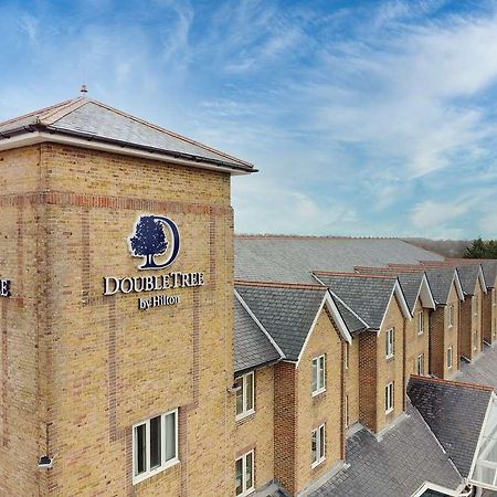 Отель Doubletree By Hilton London Elstree Богемвуд Экстерьер фото