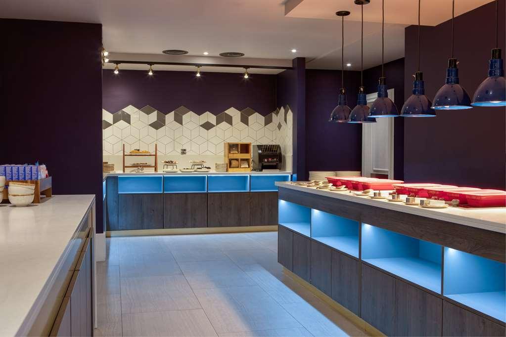 Отель Doubletree By Hilton London Elstree Богемвуд Экстерьер фото