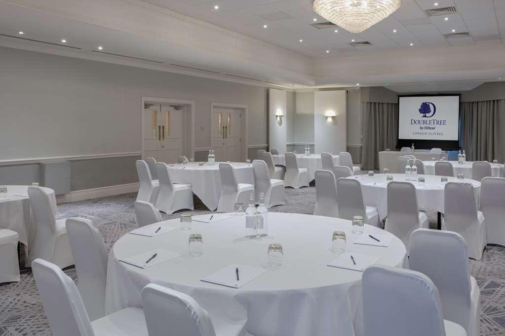 Отель Doubletree By Hilton London Elstree Богемвуд Удобства фото