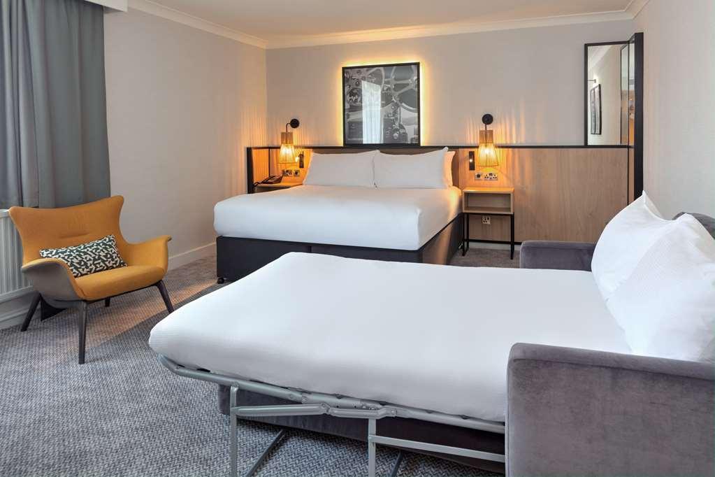 Отель Doubletree By Hilton London Elstree Богемвуд Номер фото